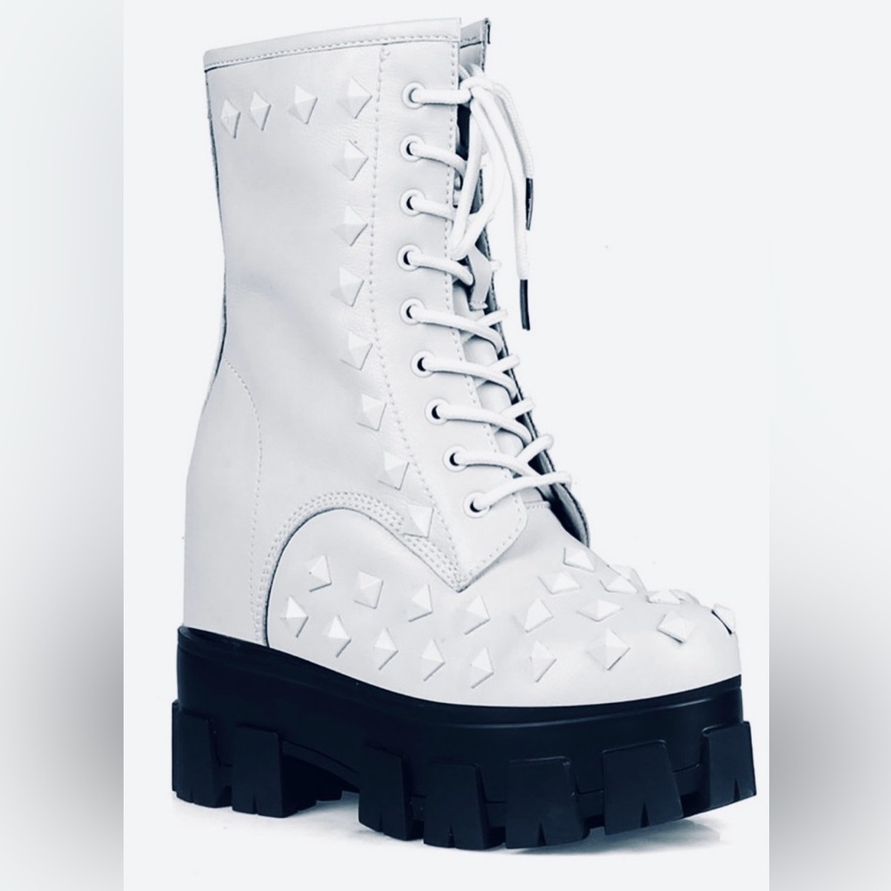 WTF ANTHONY WANG WHITE LUG SOLE COMBAT BOOTS WITH EMBELLISHMENTS NWT SIZE 8..5 - Picture 5 of 6